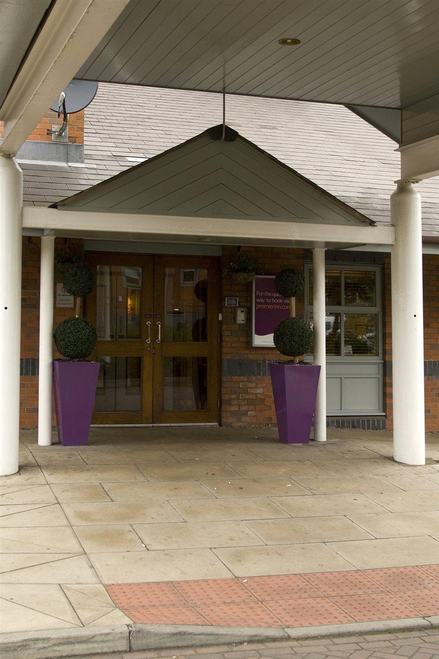 Premier Inn Sheffield Arena Exterior foto