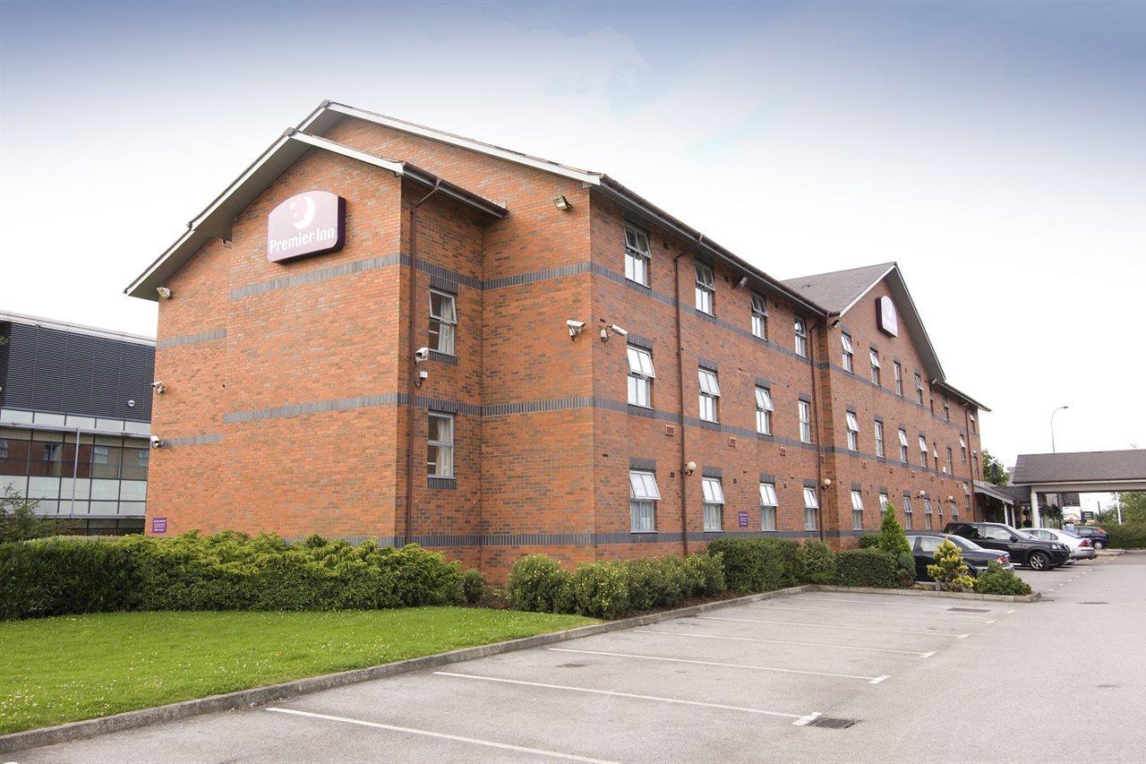 Premier Inn Sheffield Arena Exterior foto