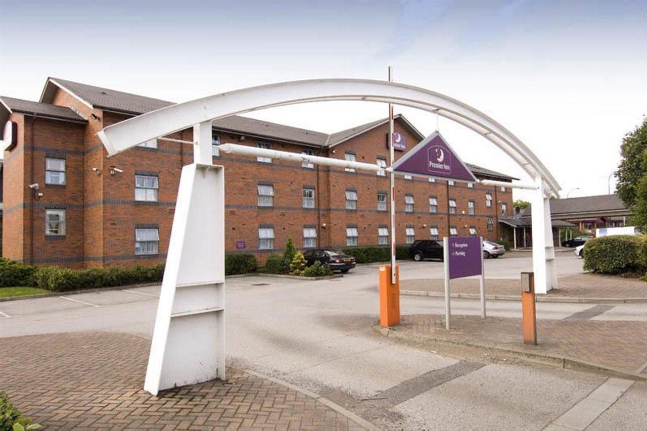 Premier Inn Sheffield Arena Exterior foto