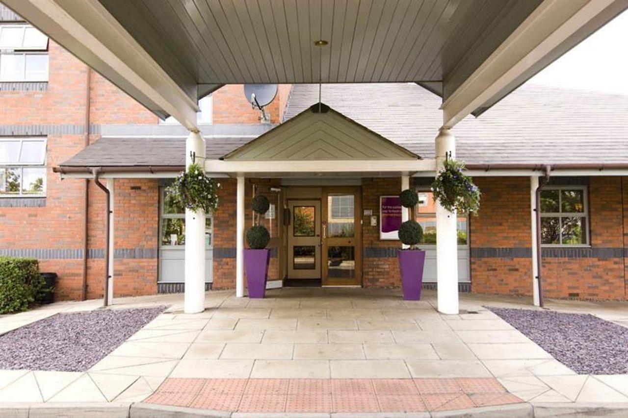 Premier Inn Sheffield Arena Exterior foto